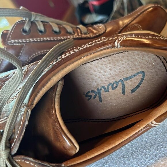 Clarks Men's Size 8.5 M Leather Lace Up Casual Walking Shoe Comfort Style - Picture 3 of 10